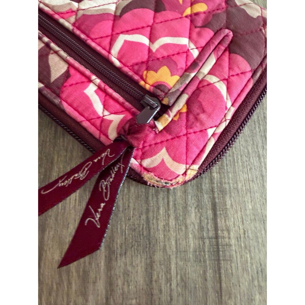 Vera Bradley Carnaby Zip Around Wallet Wristlet Quilted Pink Floral - Picture 8 of 11